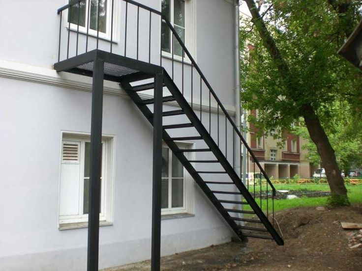 Wood & Steel railing thumbnail 3